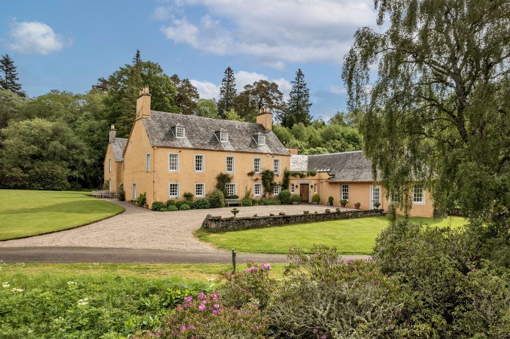 9 bed country house for saleEnochdhu, Blairgowrie, Perthshire PH10