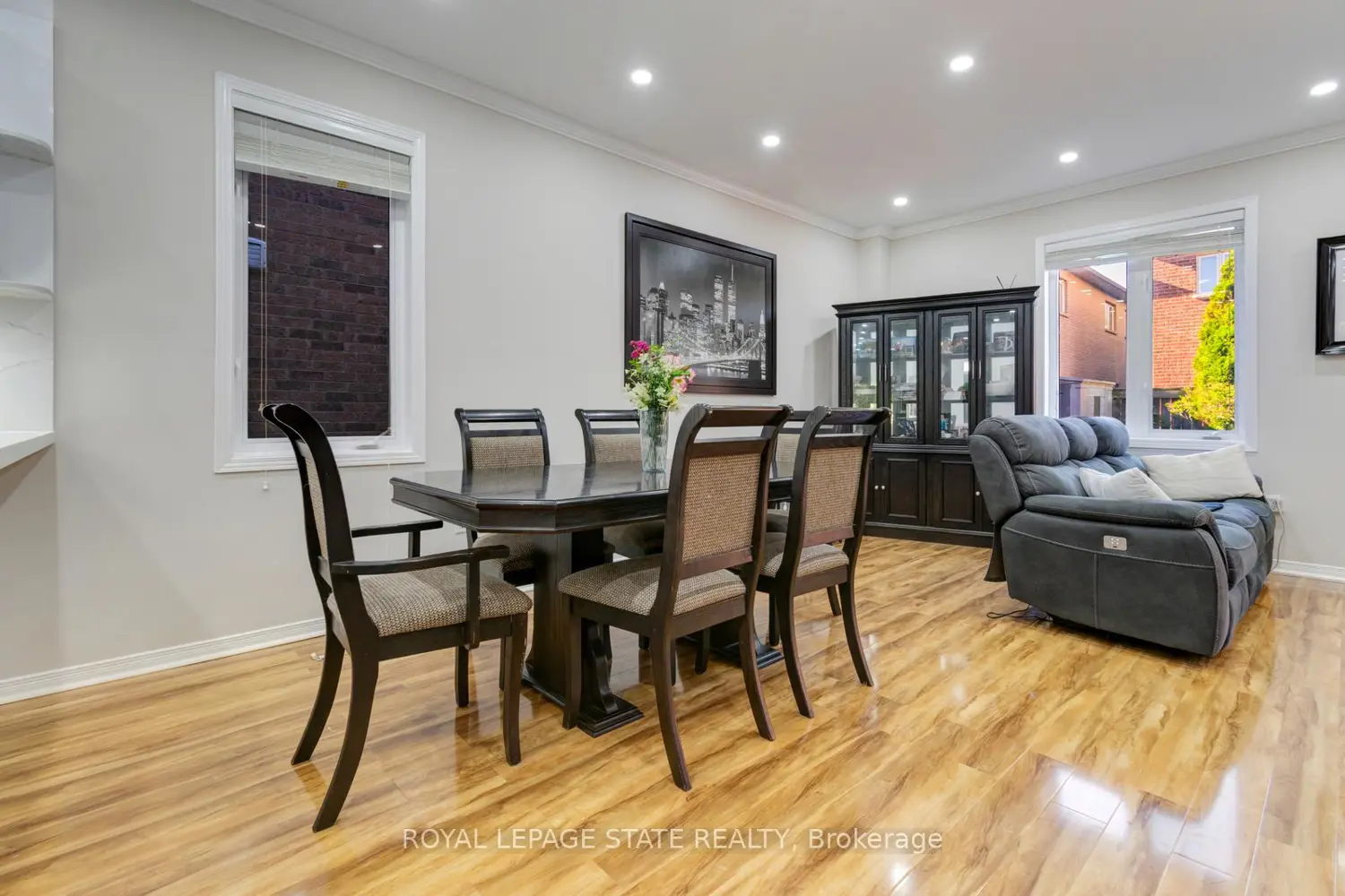 33 Panorama Way photo 4