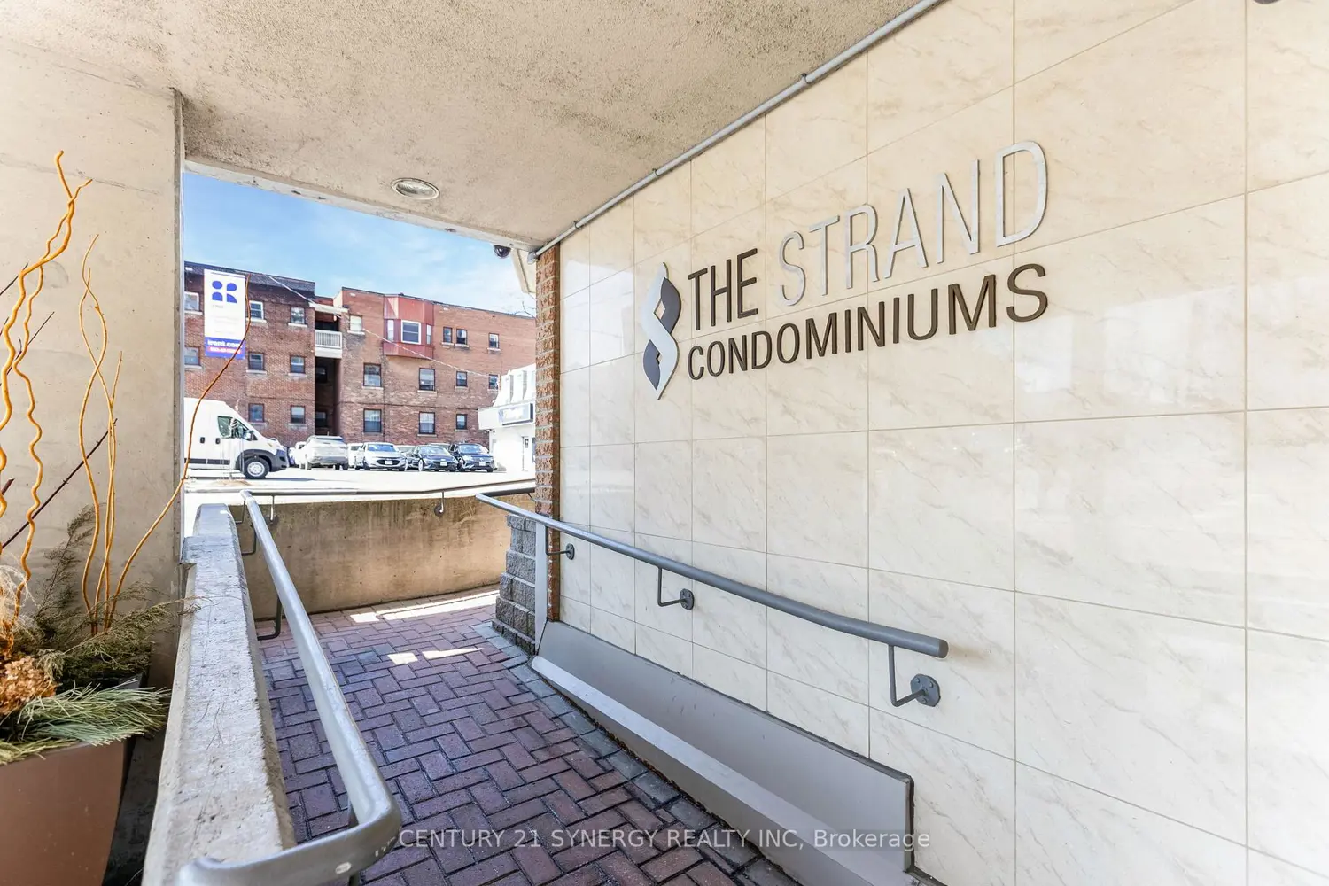 429 Somerset Street Ph13