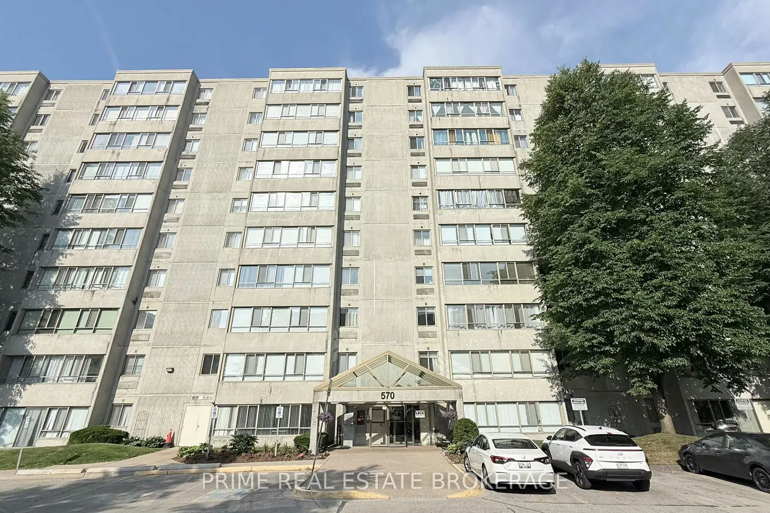 570 Proudfoot Lane 912