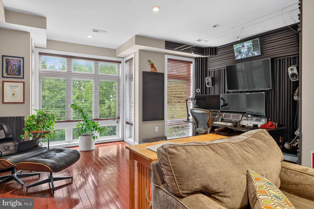 507 M Street NE Unit 2, Washington, DC 20002 photo 4