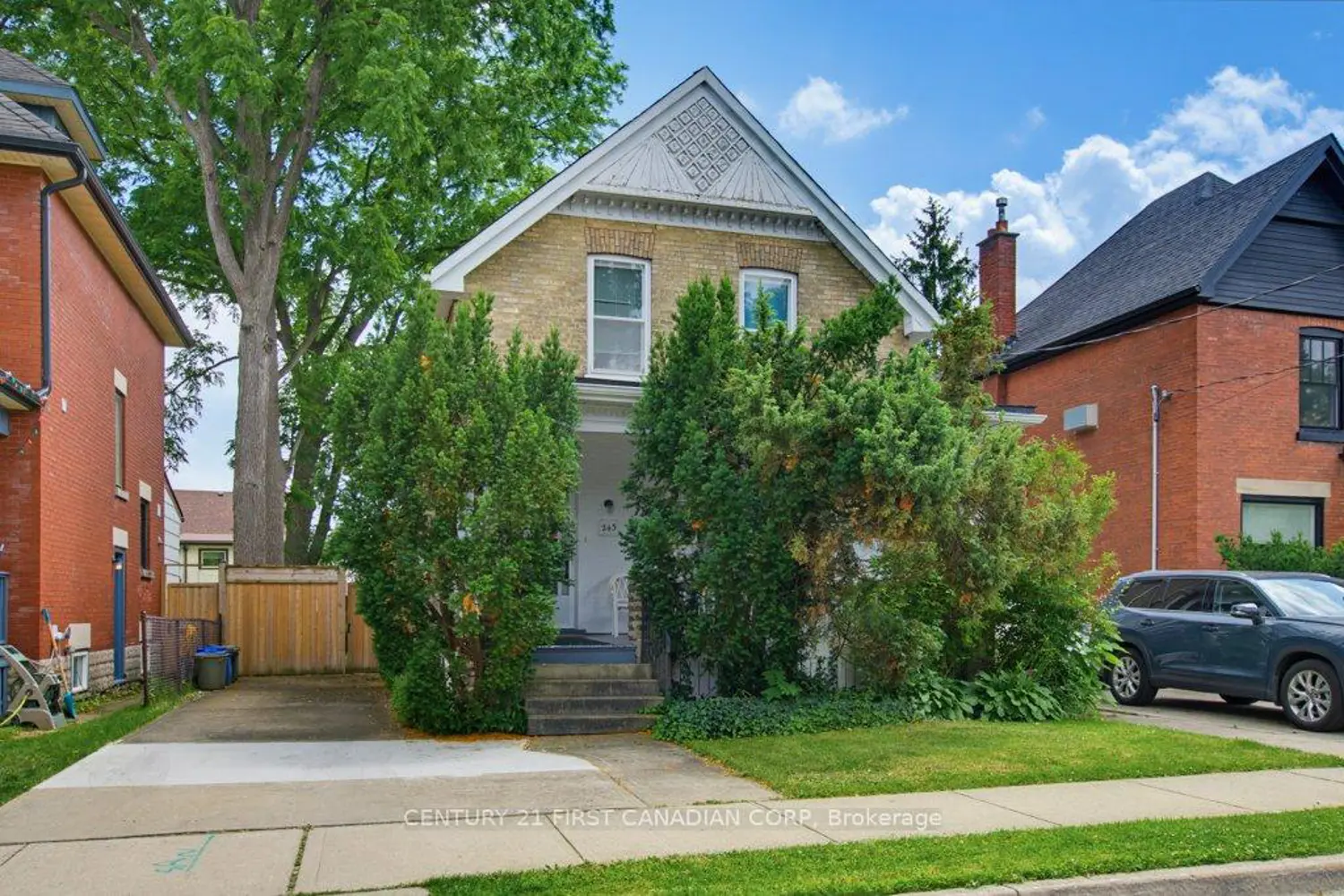 243 Tecumseh Avenue photo 3