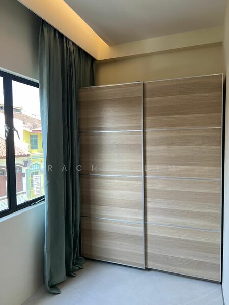 42 Rowell Road - Ensuite - Minimum 3 months photo 3