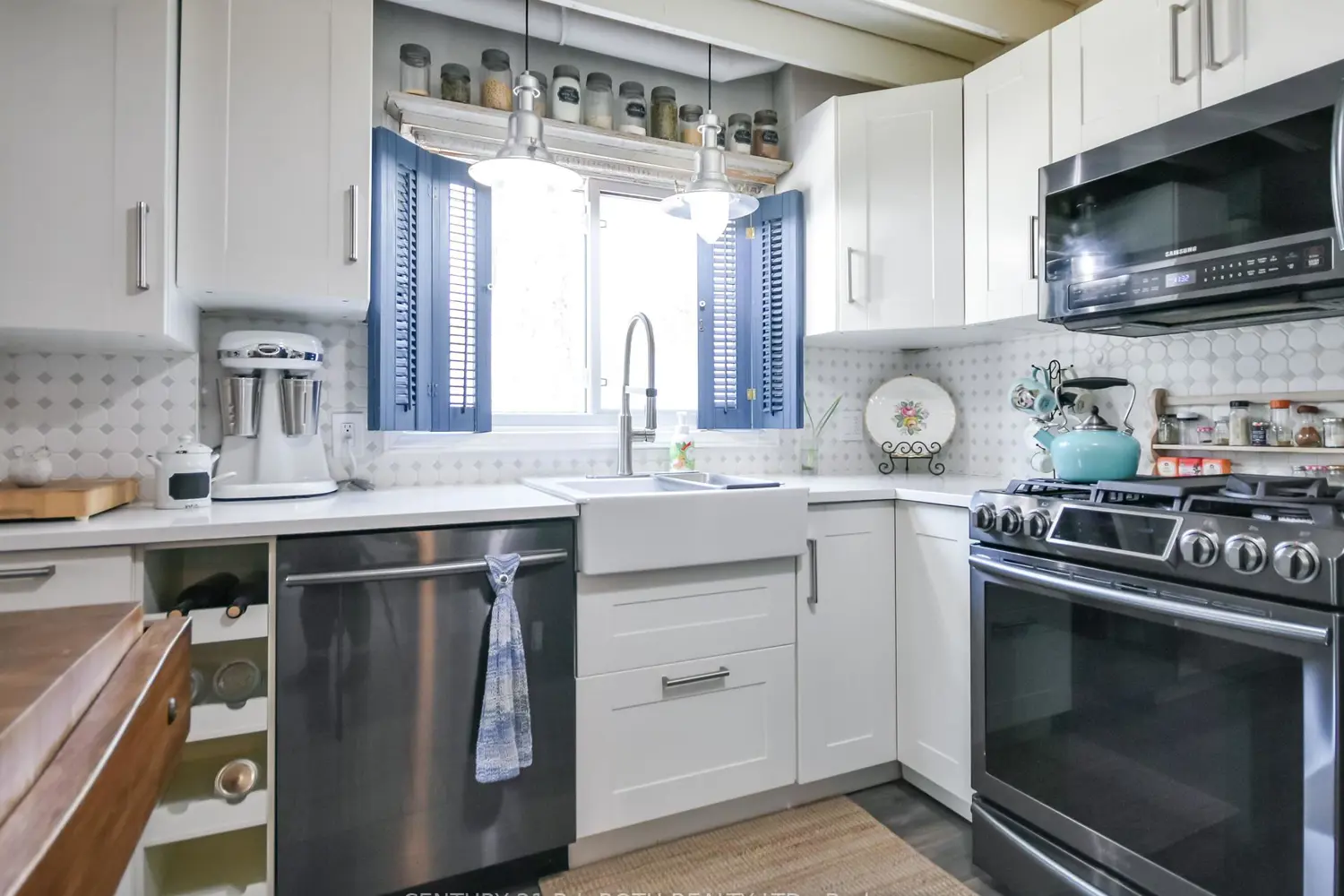 172 Albin Road photo 2