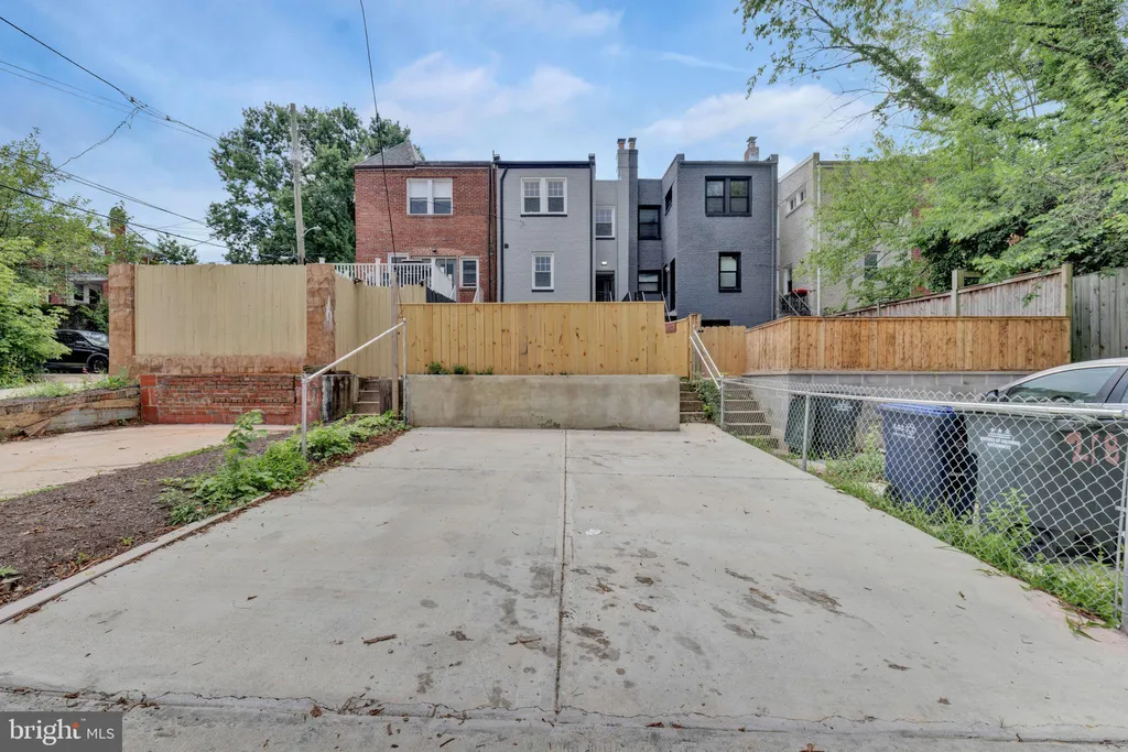 217 Jefferson Street NW, Washington, DC 20011
