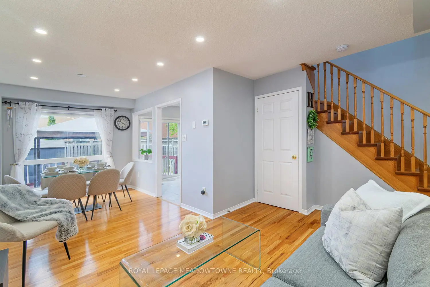 3259 Carabella Way photo 2