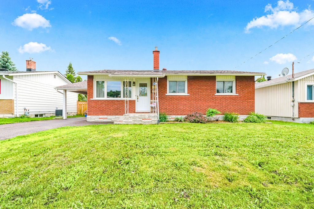 136 Ellis Avenue, Pembroke, ON, K8A 2H9