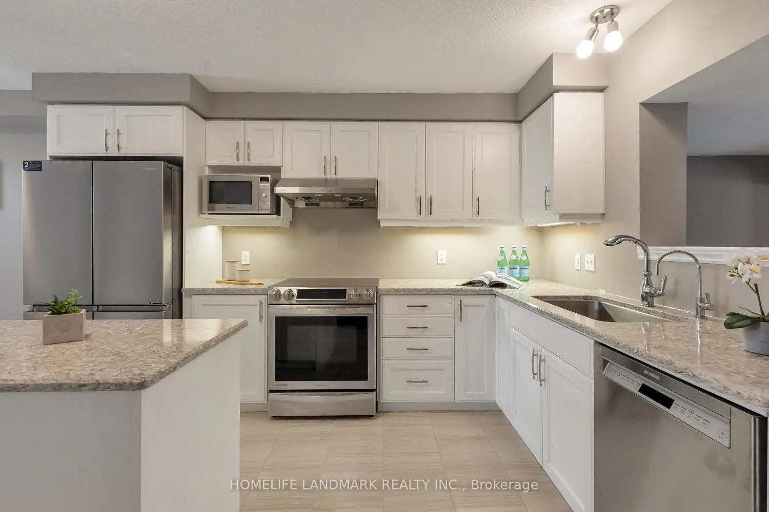 256 Falconridge Drive photo 5