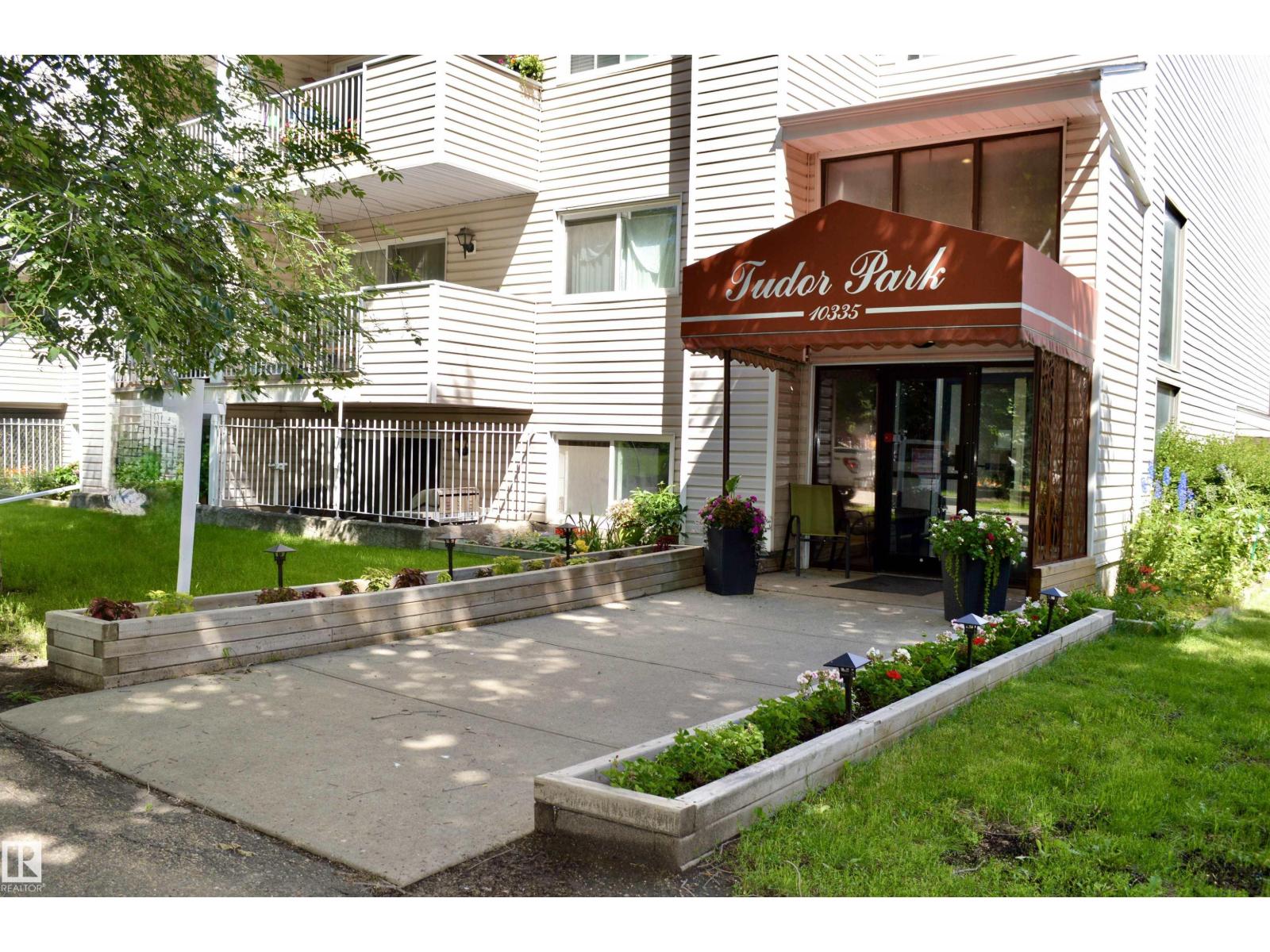 302-10335 118 Street NW, Edmonton, AB, T5K1Y6