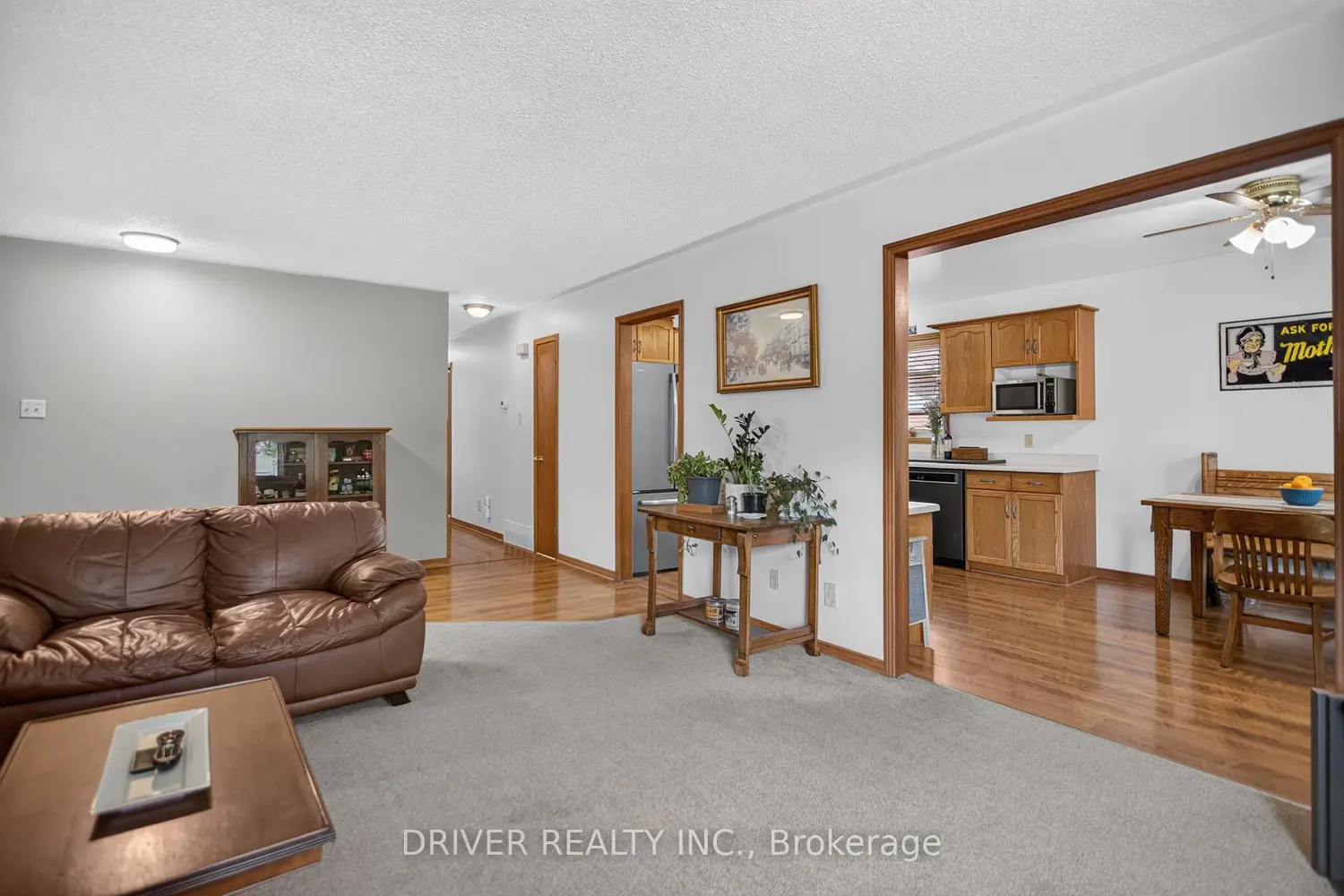 24 Hawthorne Crescent photo 5
