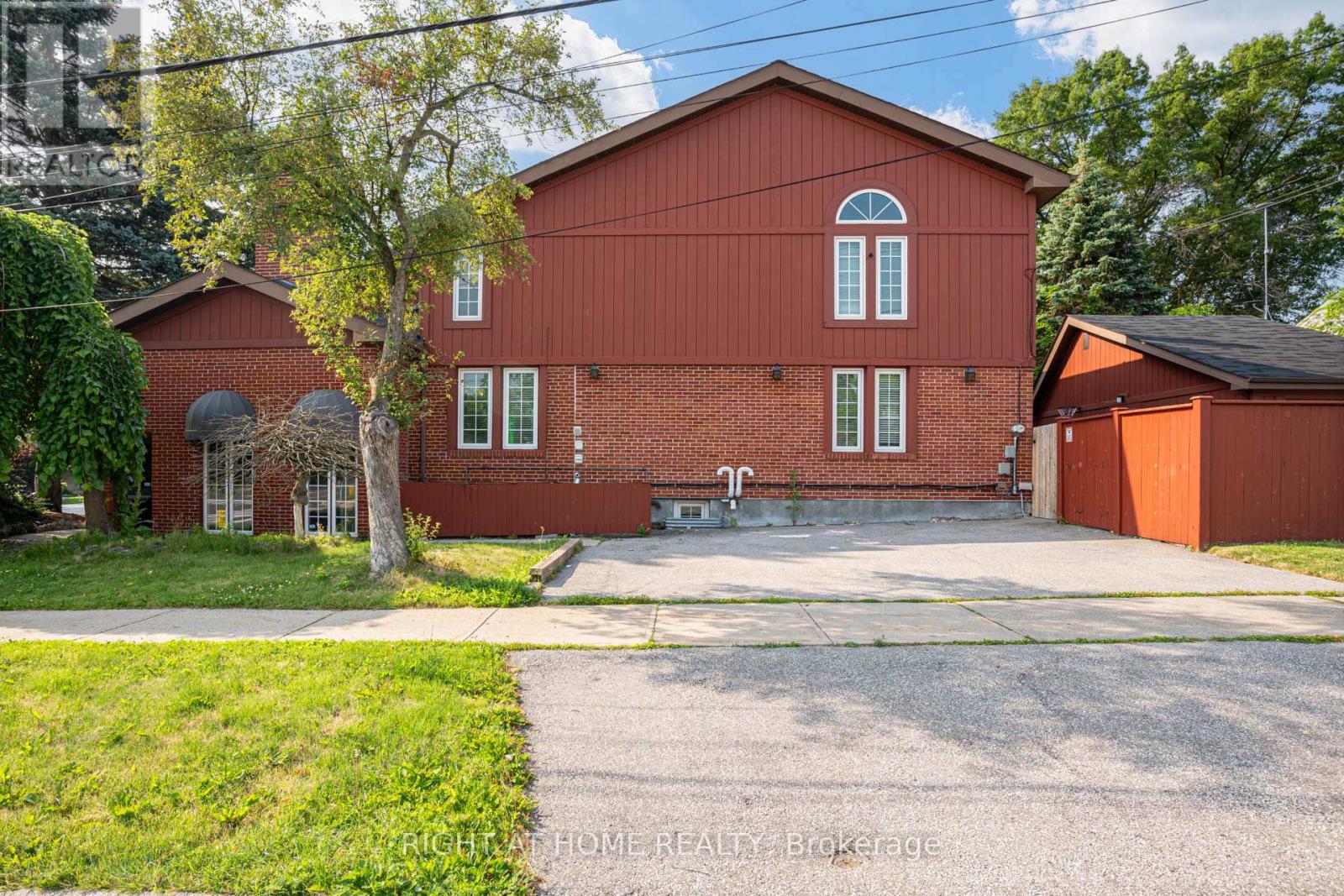 1 Rathburn Road, Toronto, ON, M9A3L5 photo 5