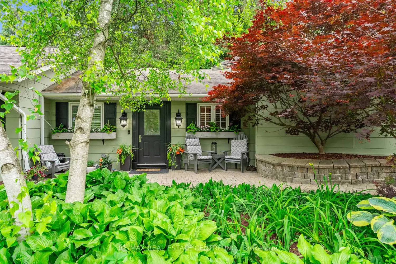 2 Cedar Drive photo 3