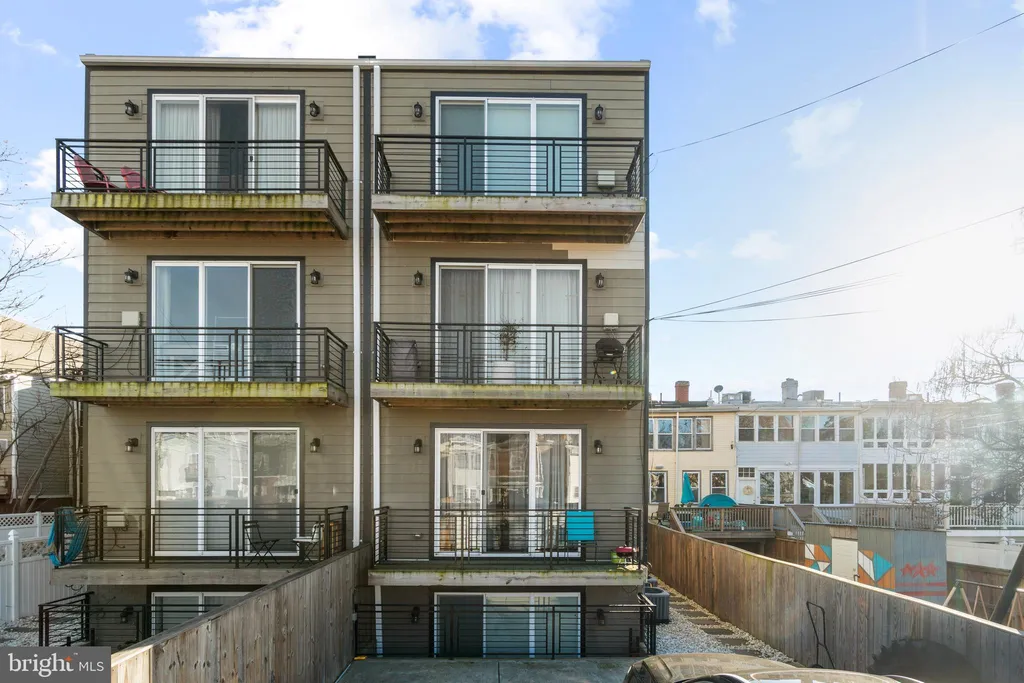 417 Randolph Street NW Unit 2, Washington, DC 20011