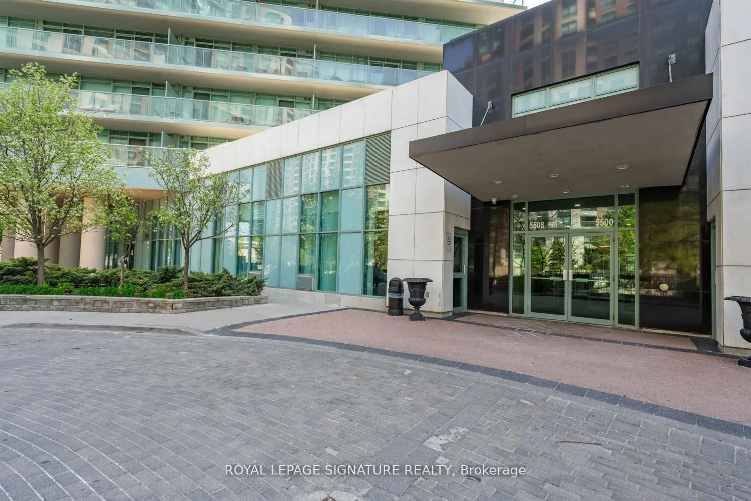 5508 Yonge Street 508 photo 2