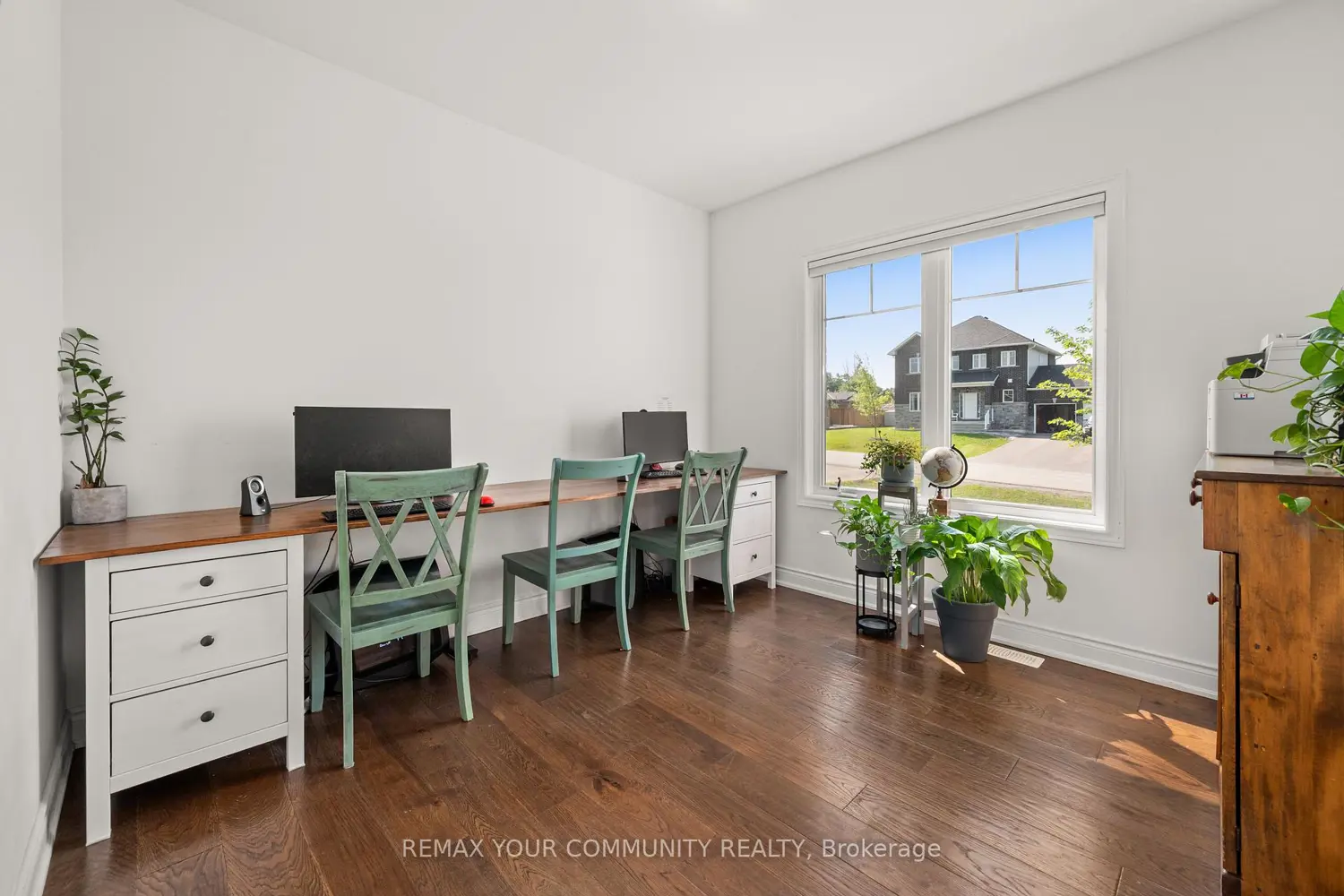 14 Mccrae Crescent photo 5