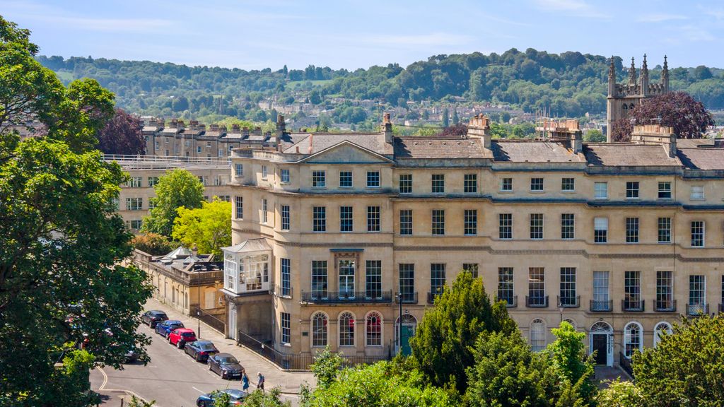 2 bed flat for saleSydney Place, Bath, Somerset BA2