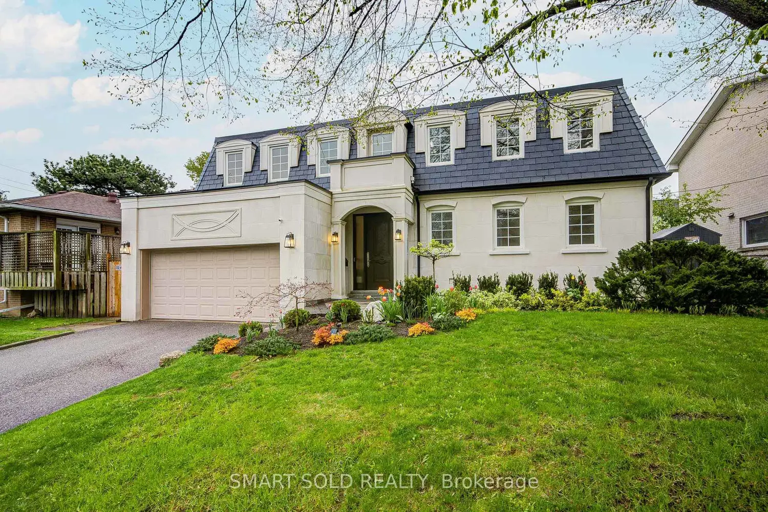4 Knollview Crescent photo 2