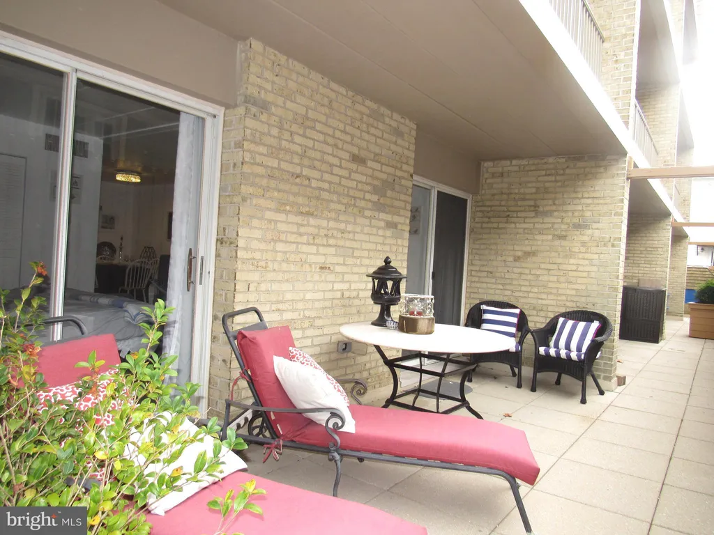 8 Olive Avenue Unit 102, Rehoboth Beach, DE 19971
