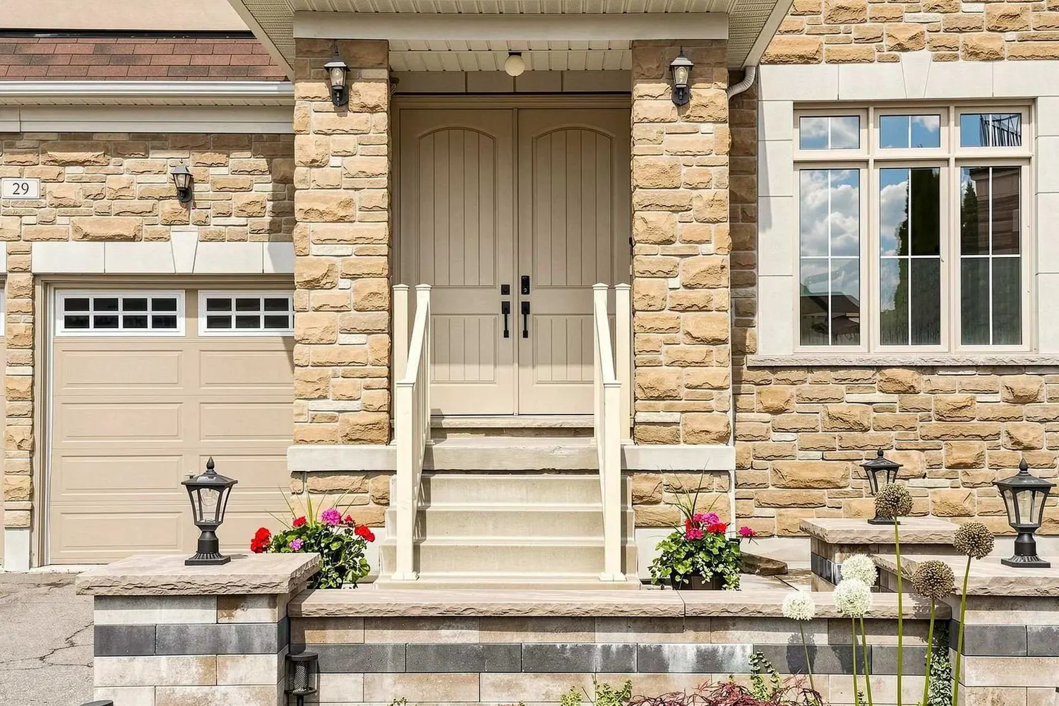 29 Beebe Crescent