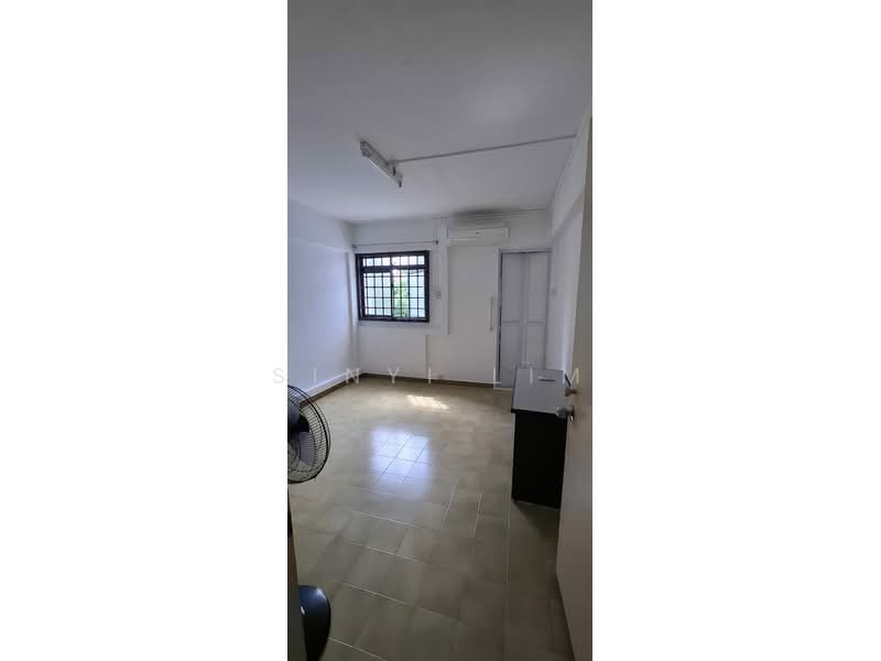 112 Hougang Avenue 1