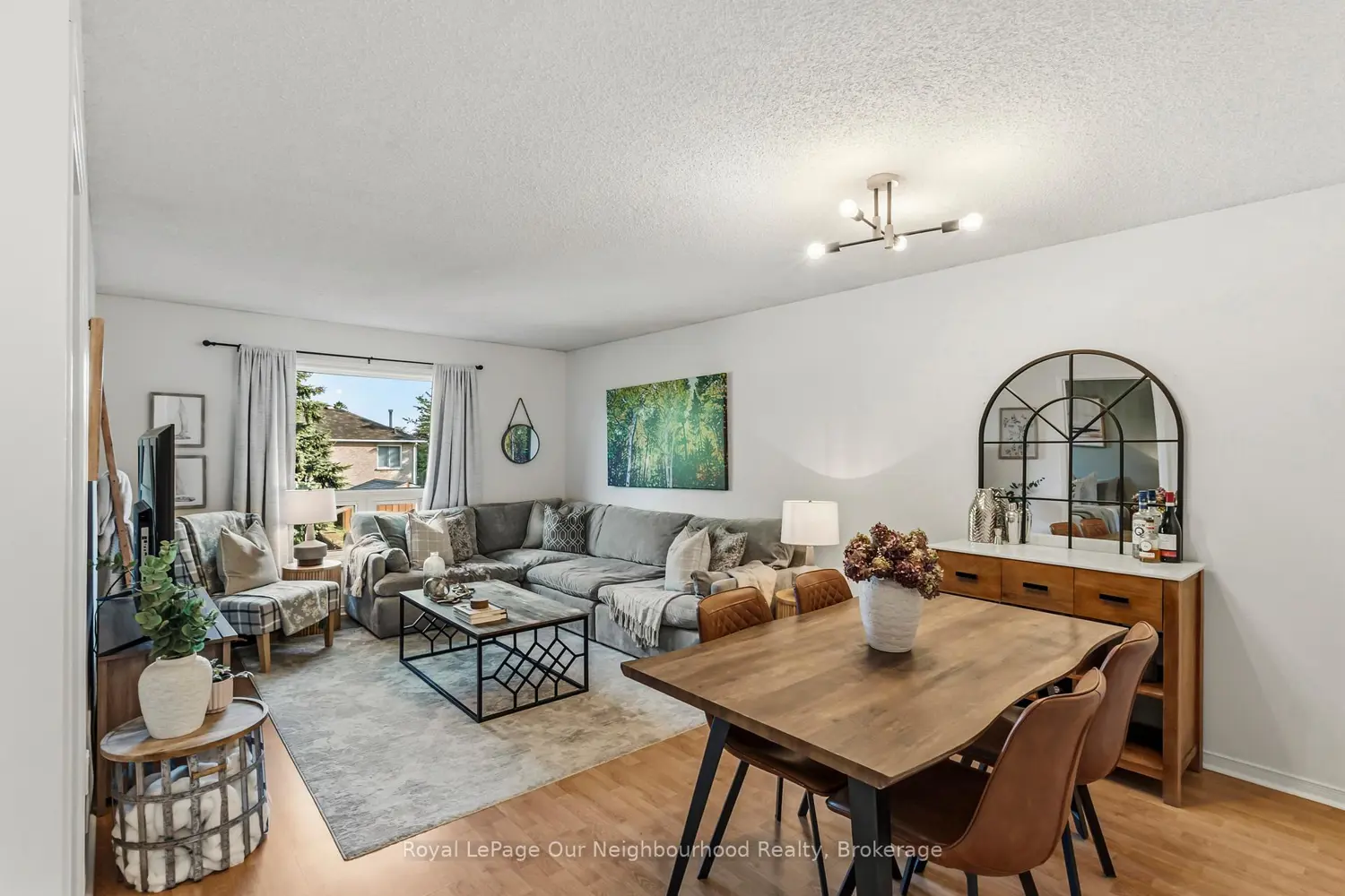 42 Glanville Crescent photo 4