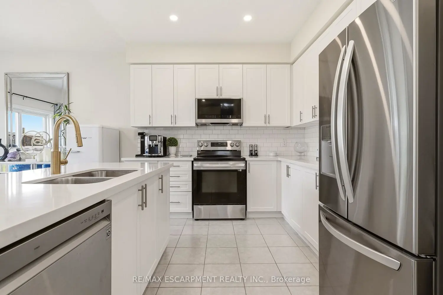 67 Pinot Crescent photo 4