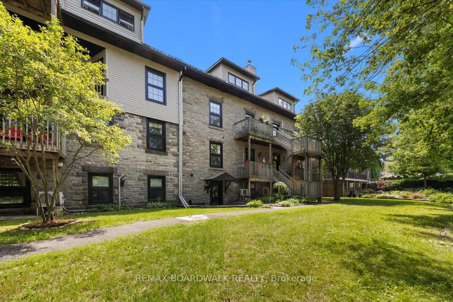 45 Mill Street 1