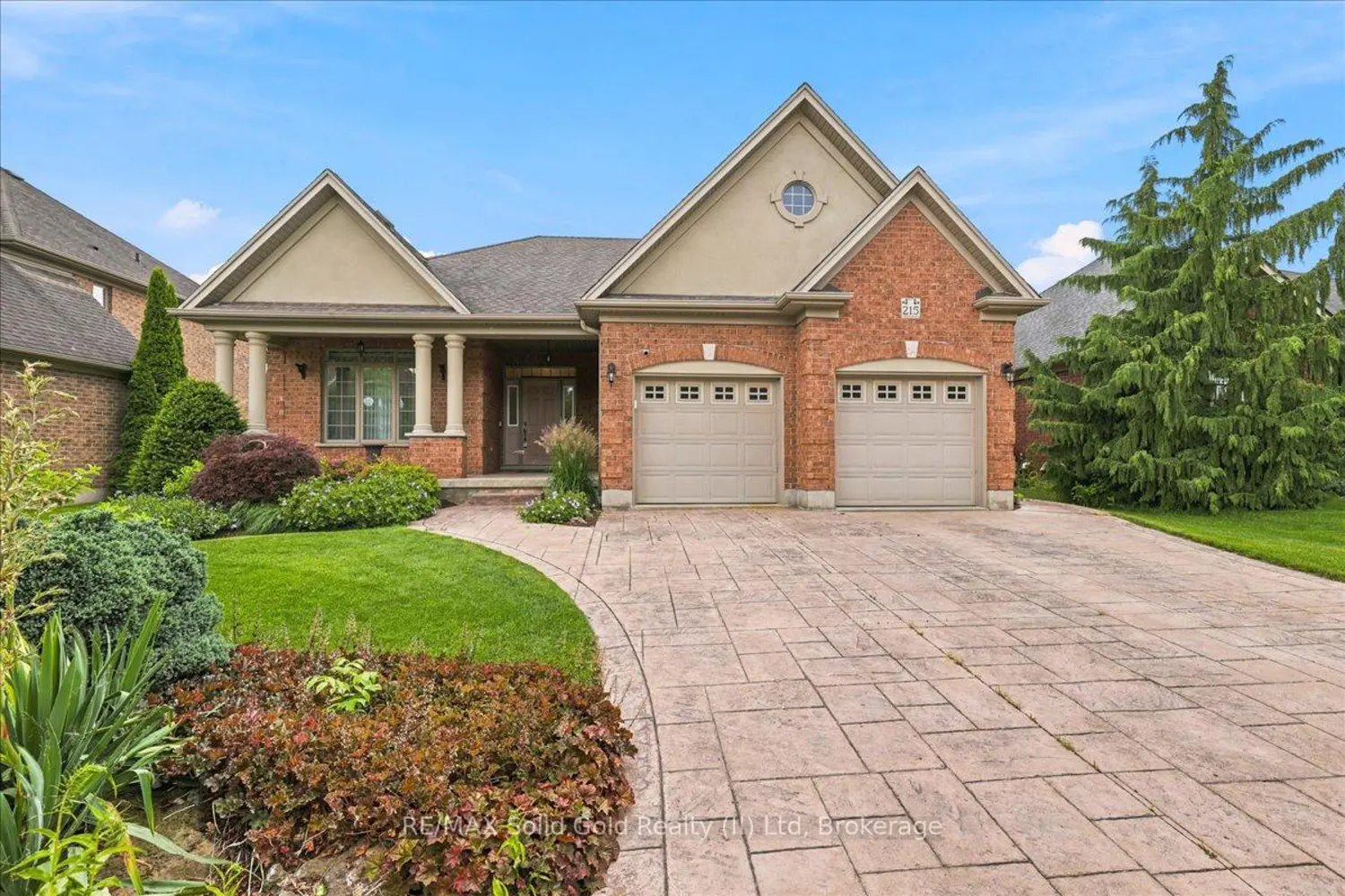215 Terrace Wood Crescent