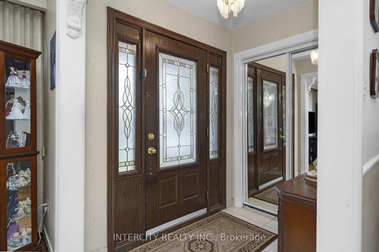 7279 Vernor Drive photo 3
