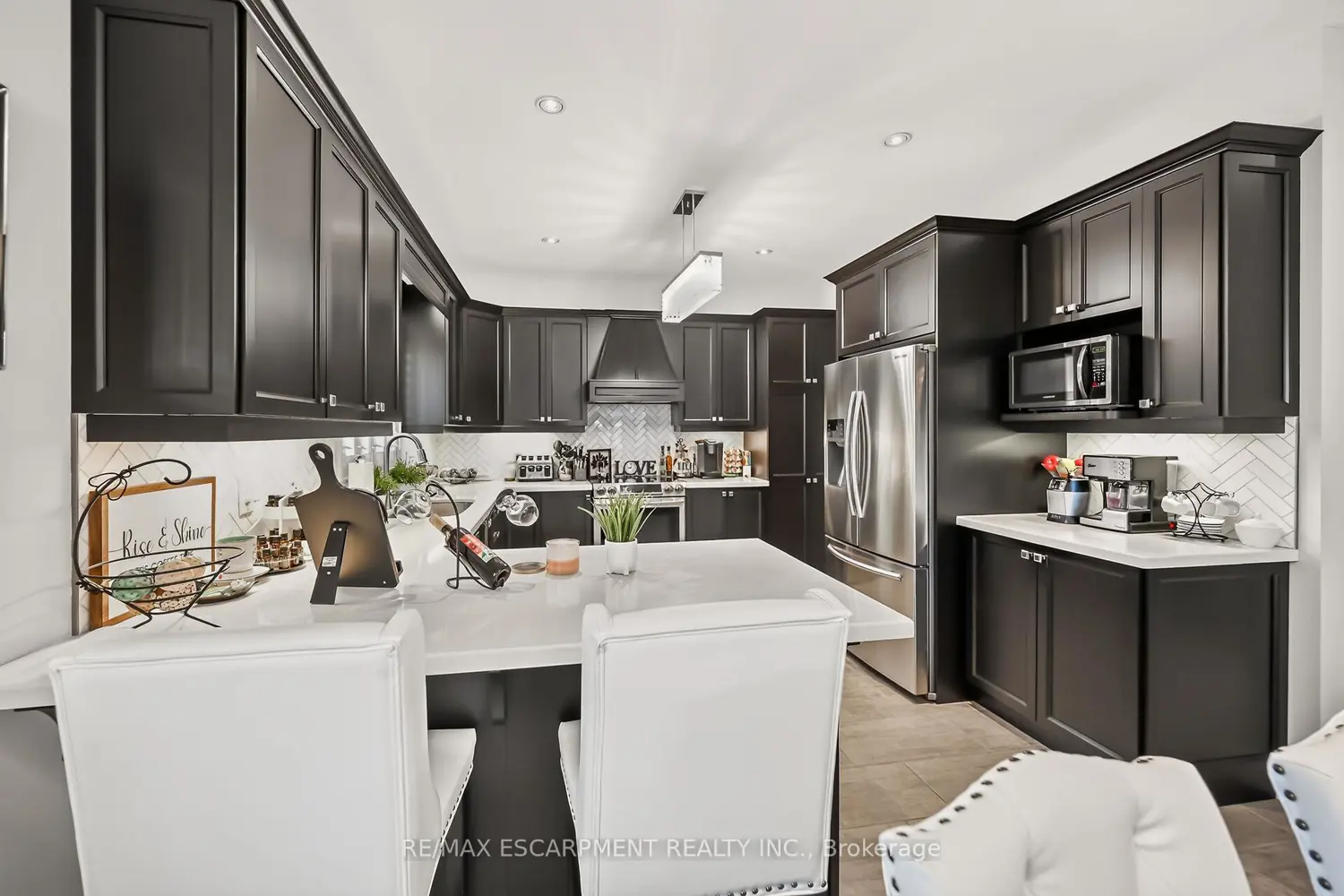 8165 Twenty Road photo 4