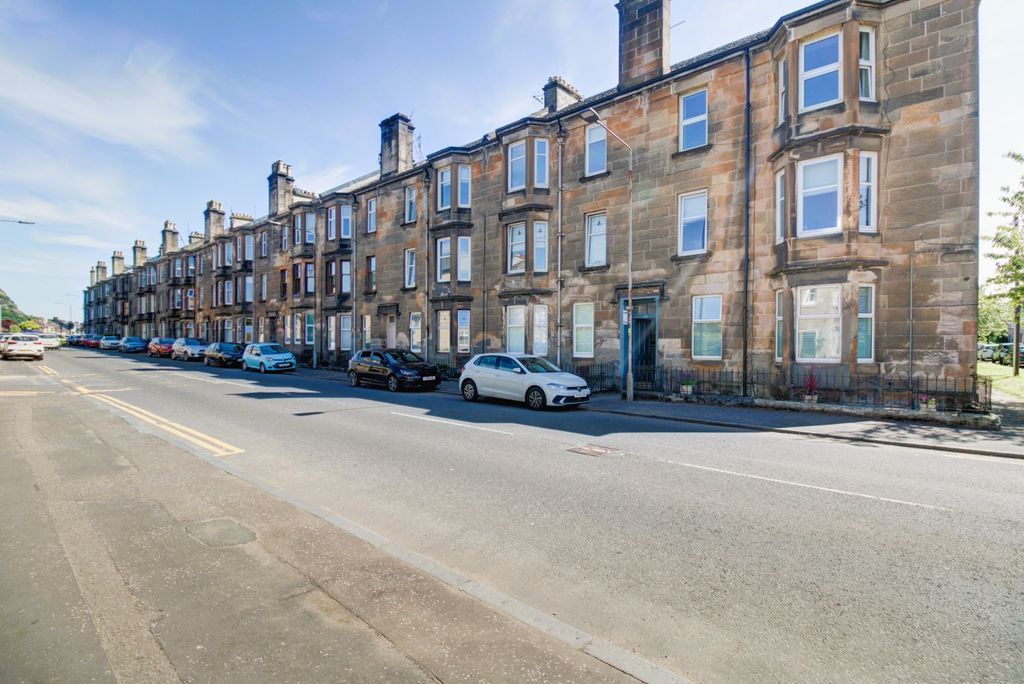 2 bed flat for saleGlasgow Road, Dumbarton G82