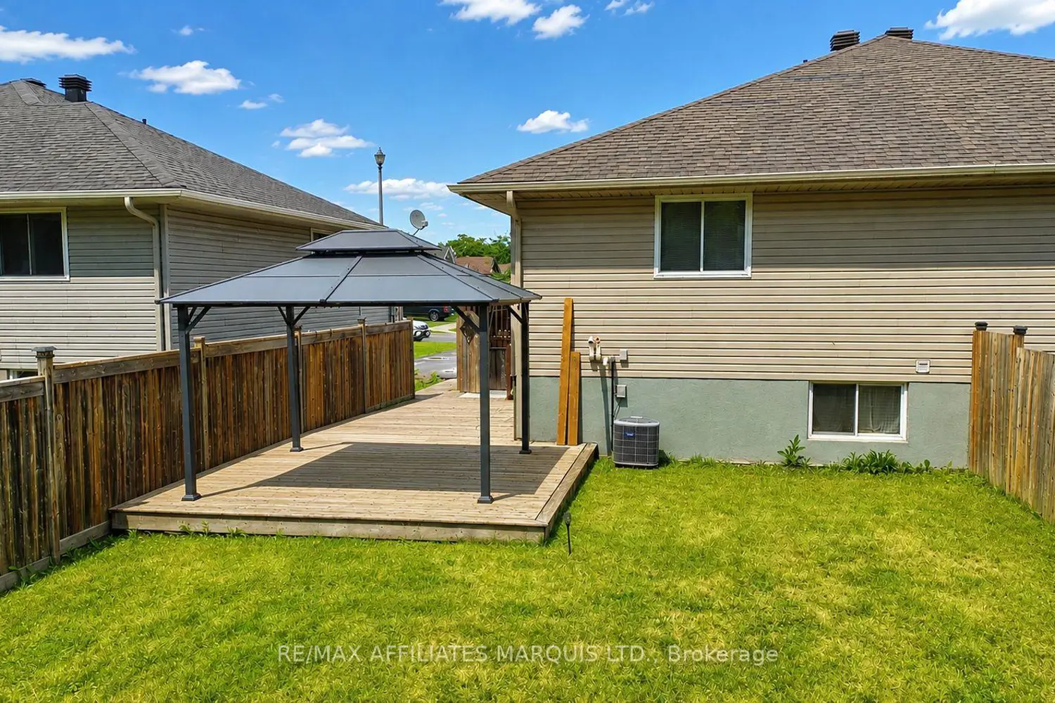 3310 Northdale Drive photo 2
