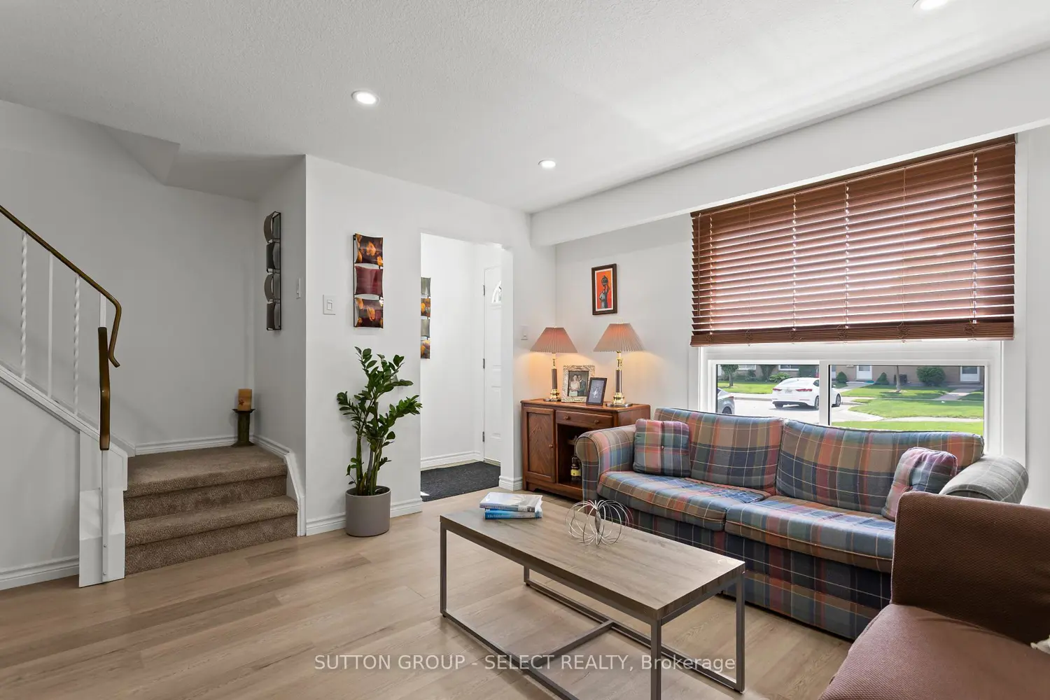 40 Tiffany Drive 64 photo 4