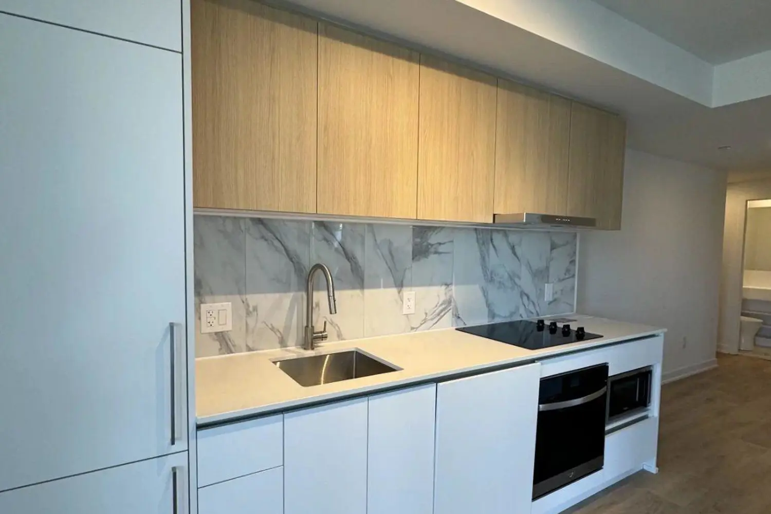 1100 Sheppard Avenue 225 photo 2