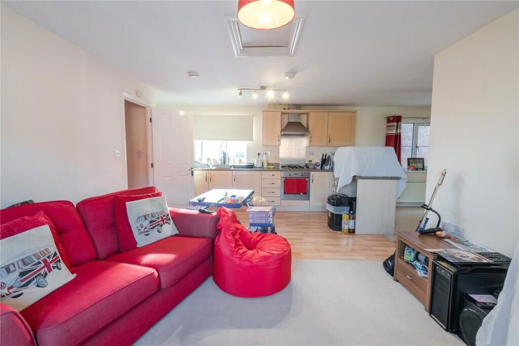 2 bed flat for saleDanes Close, Grimsby DN32 photo 5
