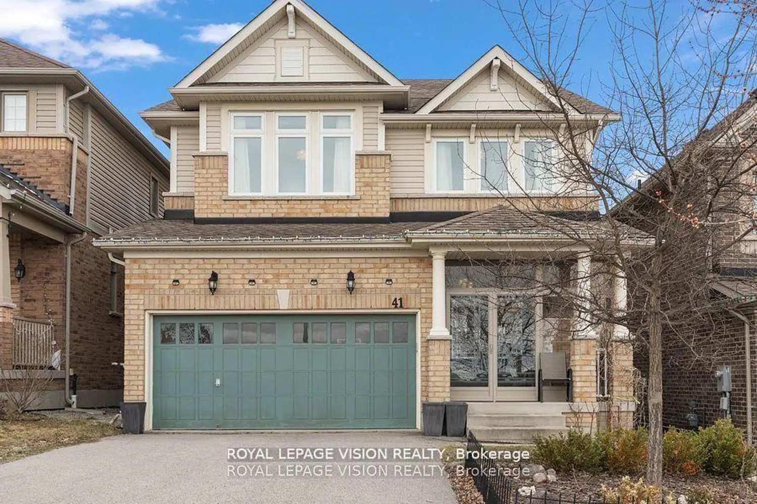 41 Treetops Boulevard photo 3