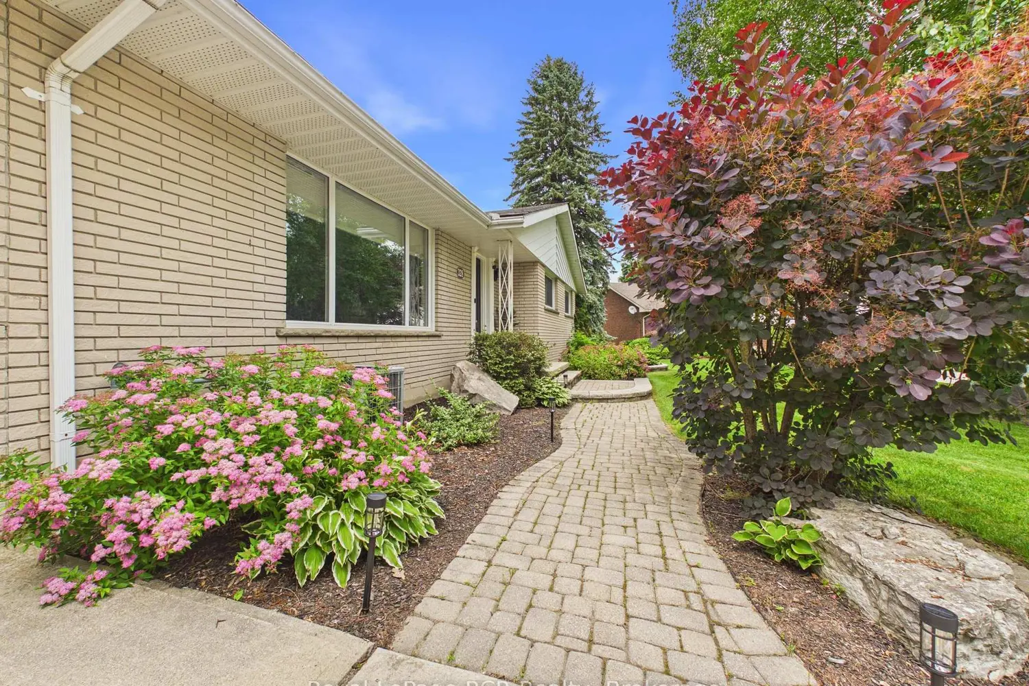 328 Summit Drive photo 2
