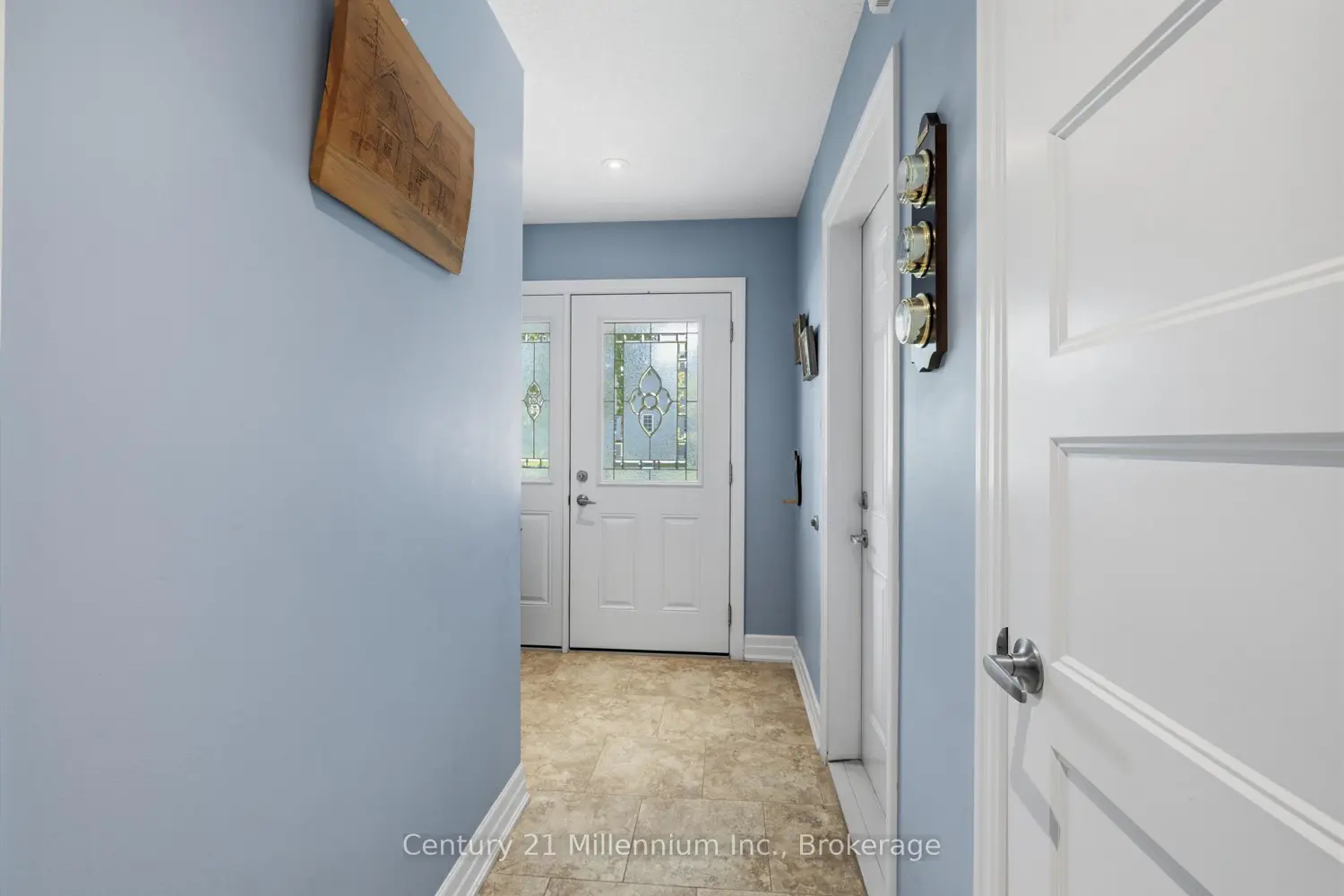 16 Clover Court photo 5