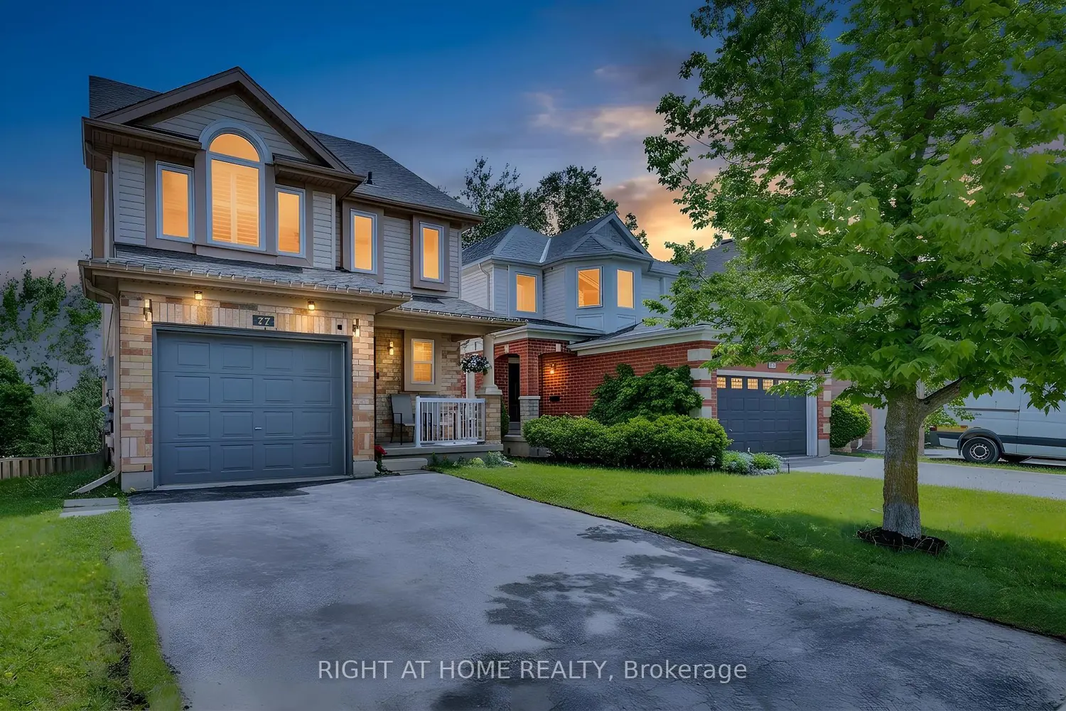 77 Milson Crescent photo 2