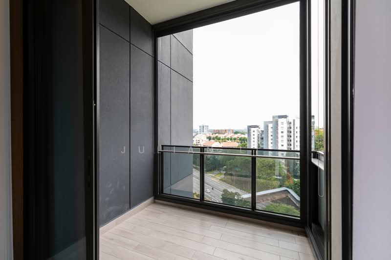 28 Leedon Heights photo 5