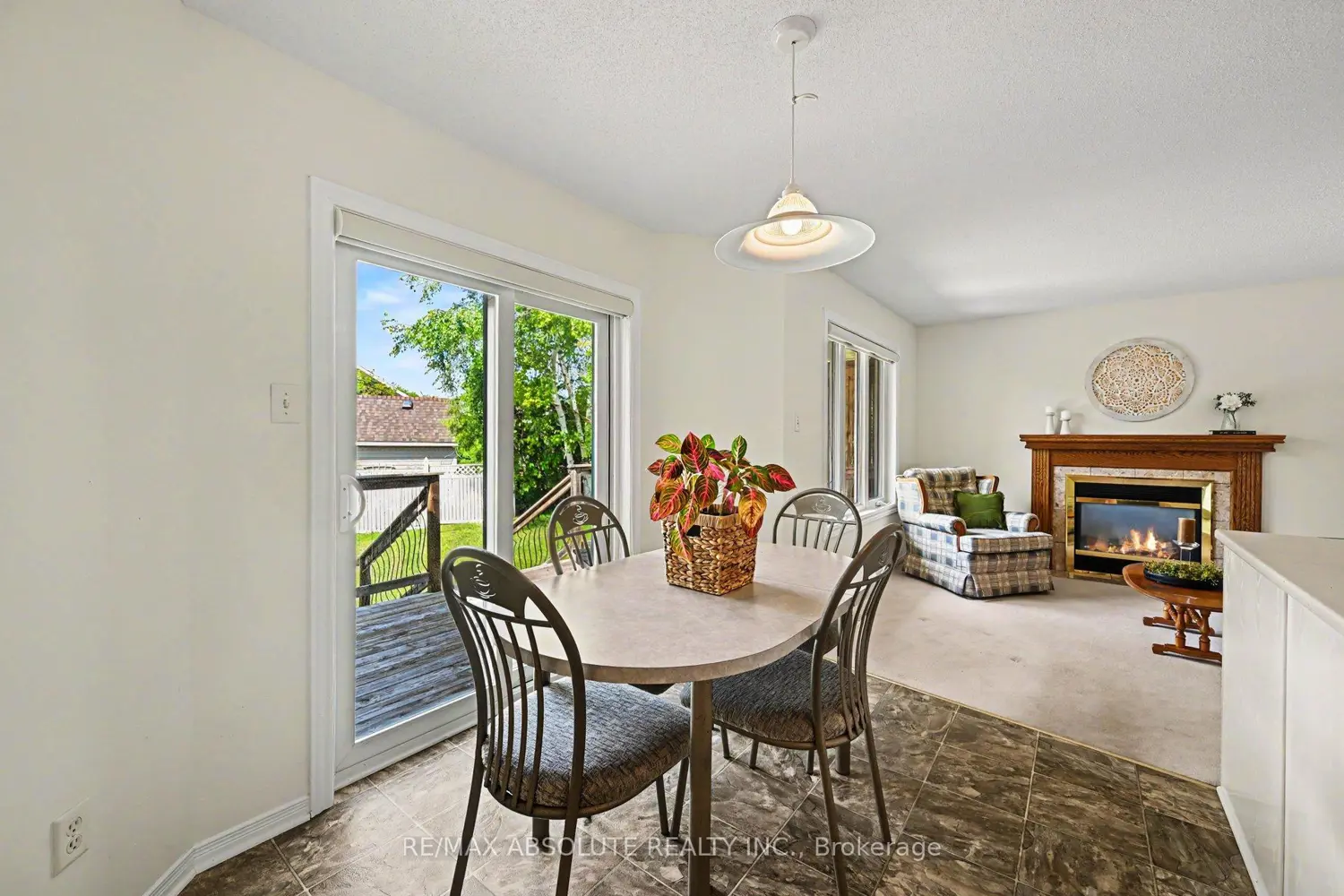 1 River Ridge Crescent photo 5