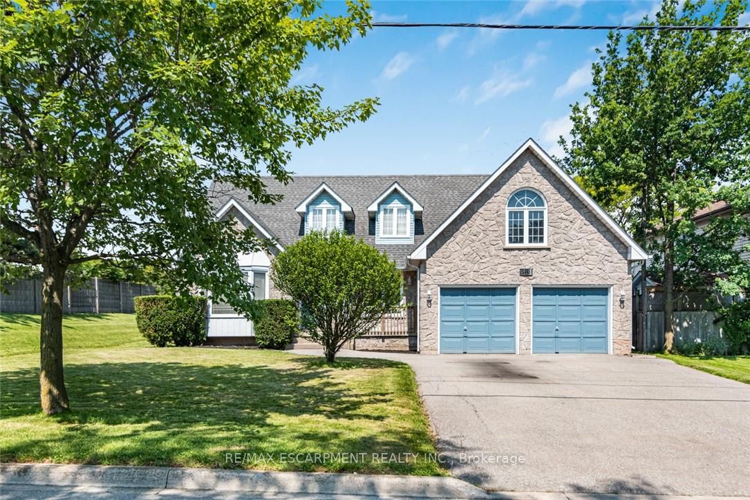 381 Kerman Avenue, Grimsby, ON, L3M 5C4
