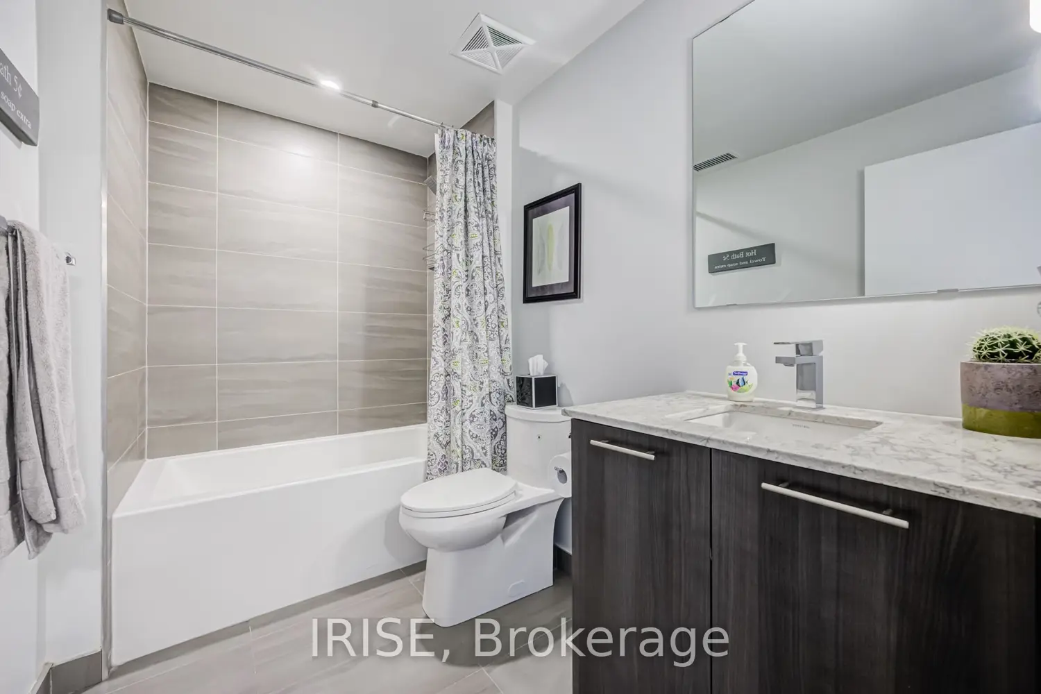 169 Jones Avenue 12 photo 2
