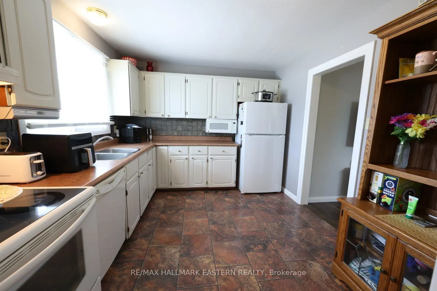 1000 Cumberland Avenue photo 5