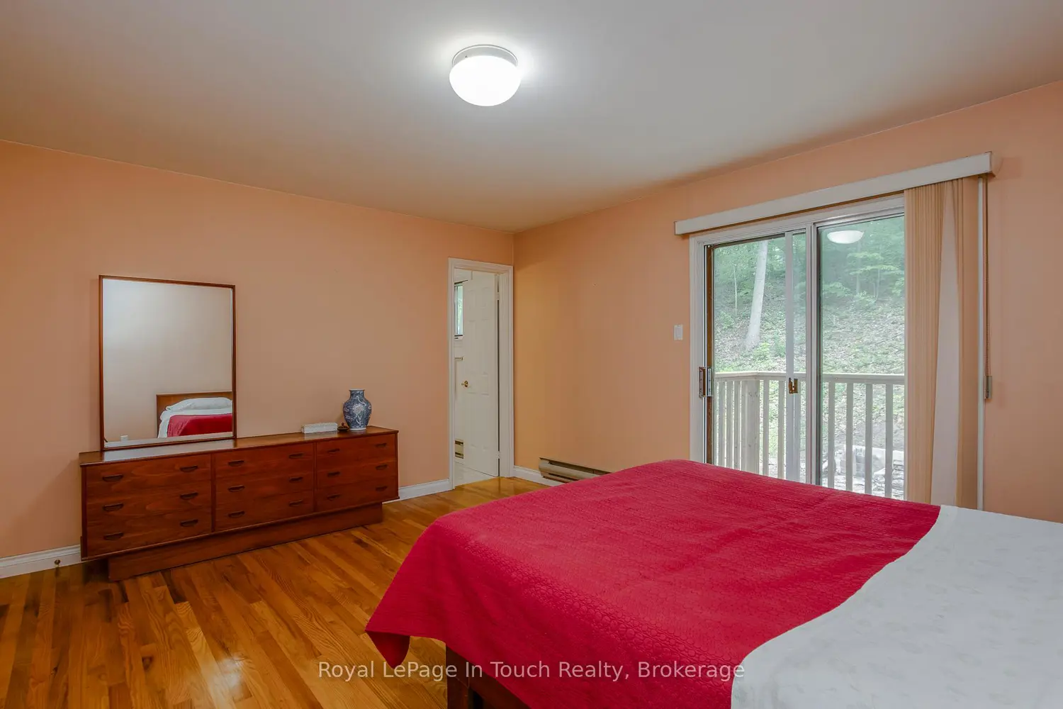 487 Tiny Beaches Road photo 5
