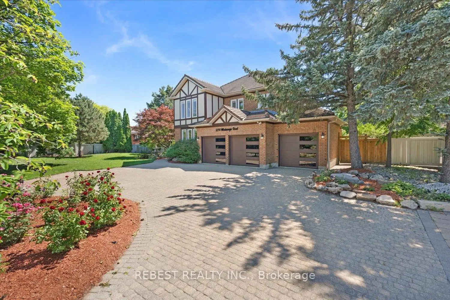 5090 Mississauga Road photo 2