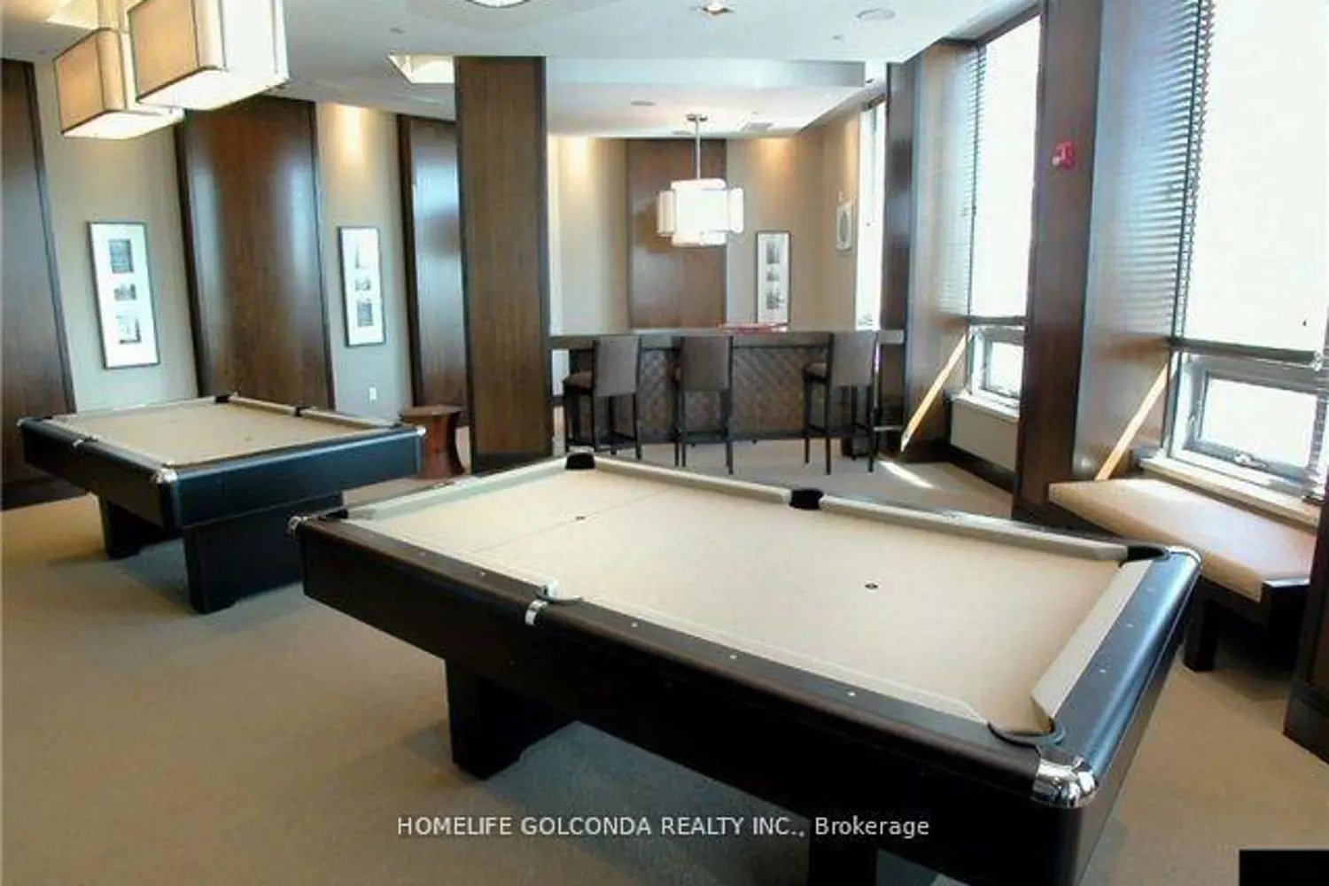 23 Cox Boulevard 1667 photo 4