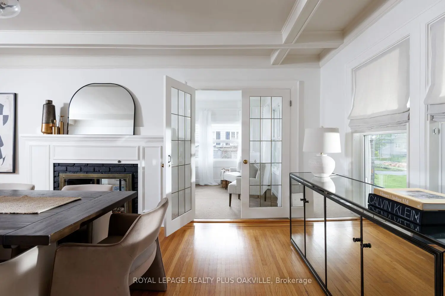 373 Rossmore Boulevard photo 4