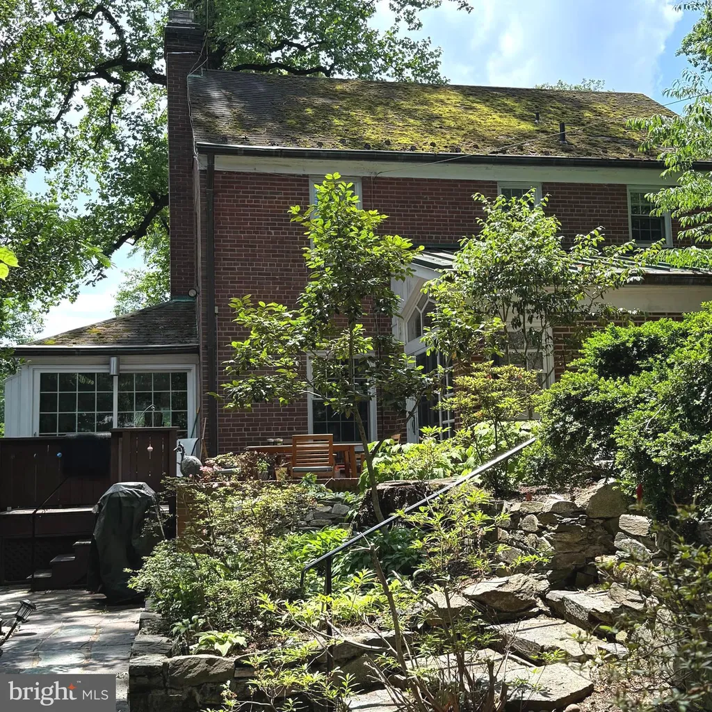3121 Quebec Place NW, Washington, DC 20008