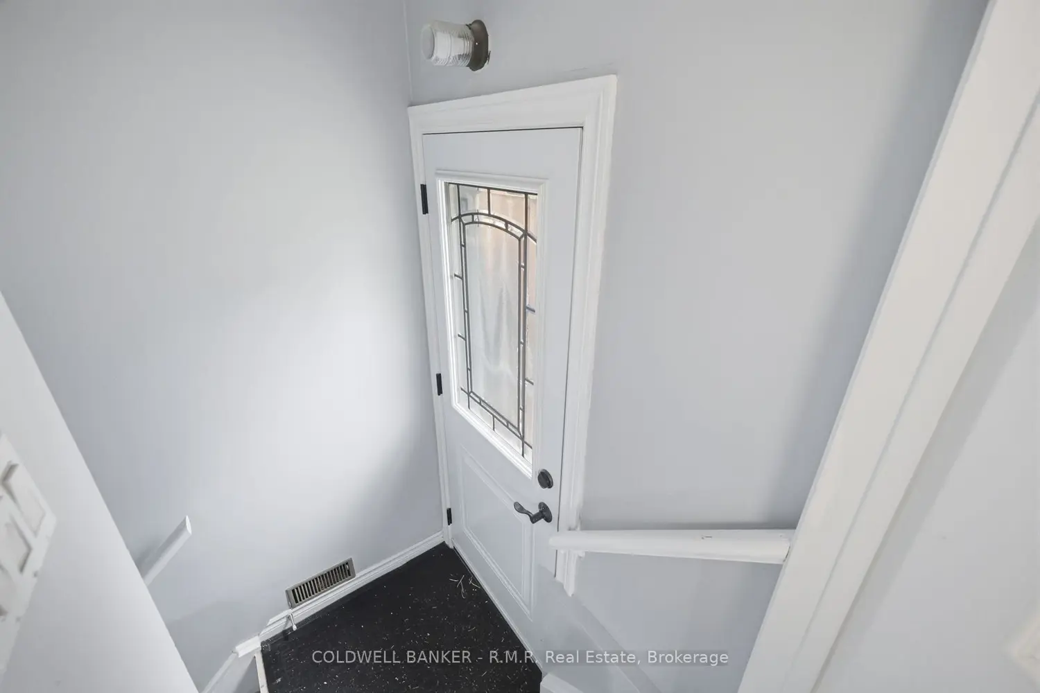 7 Summerfield Court photo 4